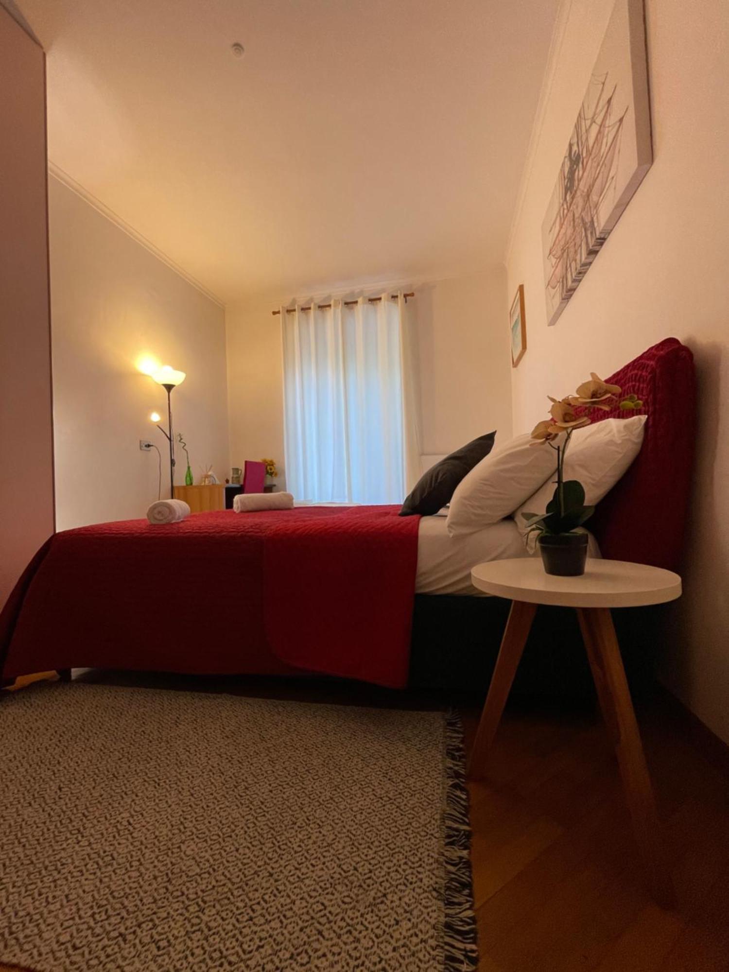 Holiday Colosseum Rome Bed & Breakfast Bagian luar foto