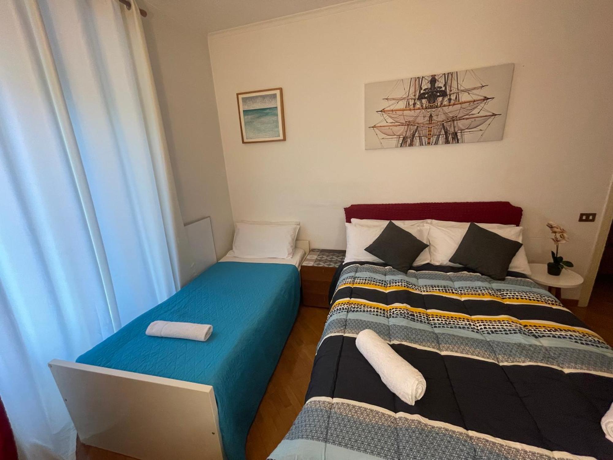 Holiday Colosseum Rome Bed & Breakfast Bagian luar foto